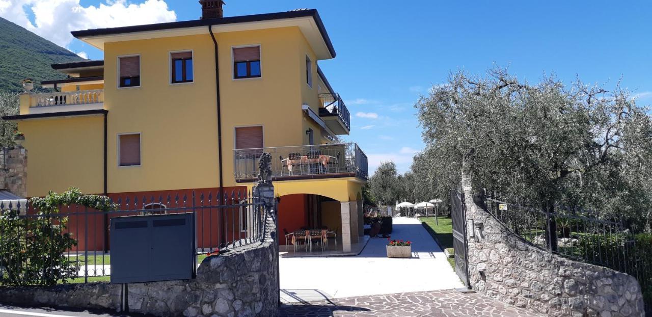 Due Leoni - Aparthotel 2*