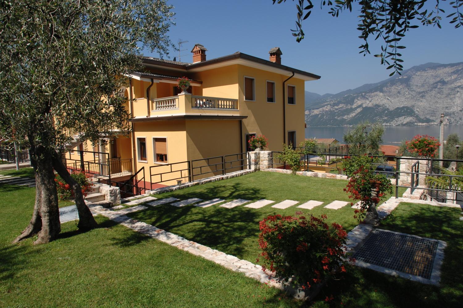 Aparthotel Due Leoni - 2*