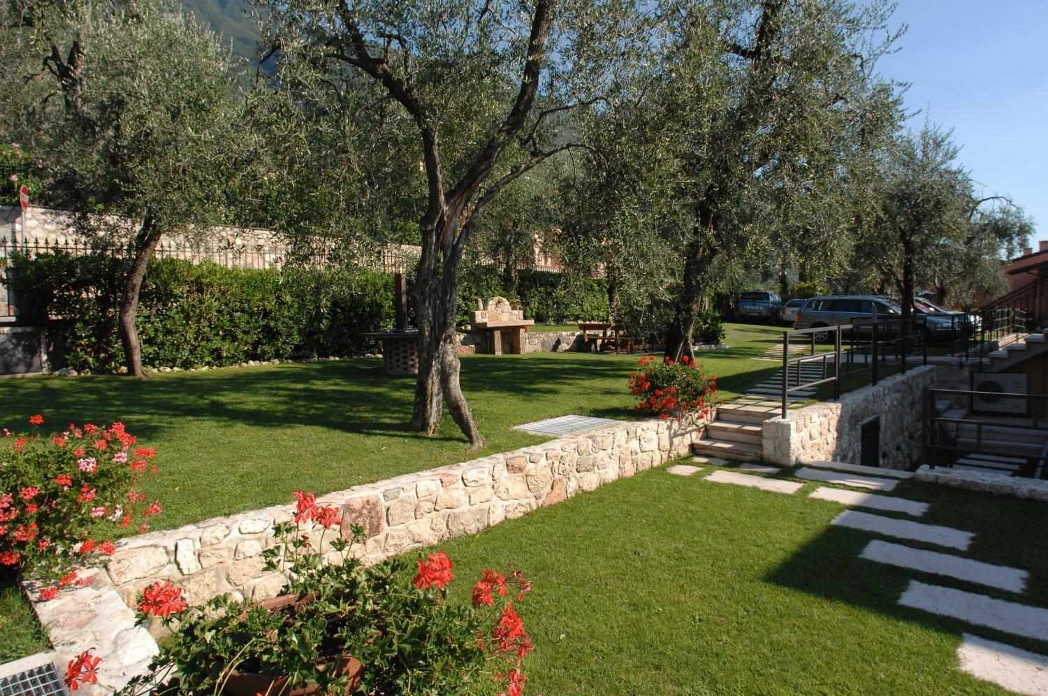 Aparthotel Due Leoni - 2*