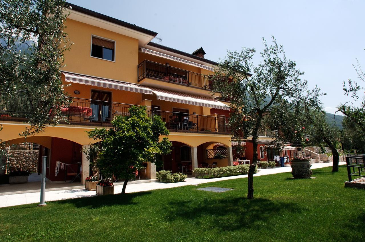 Due Leoni - 2*